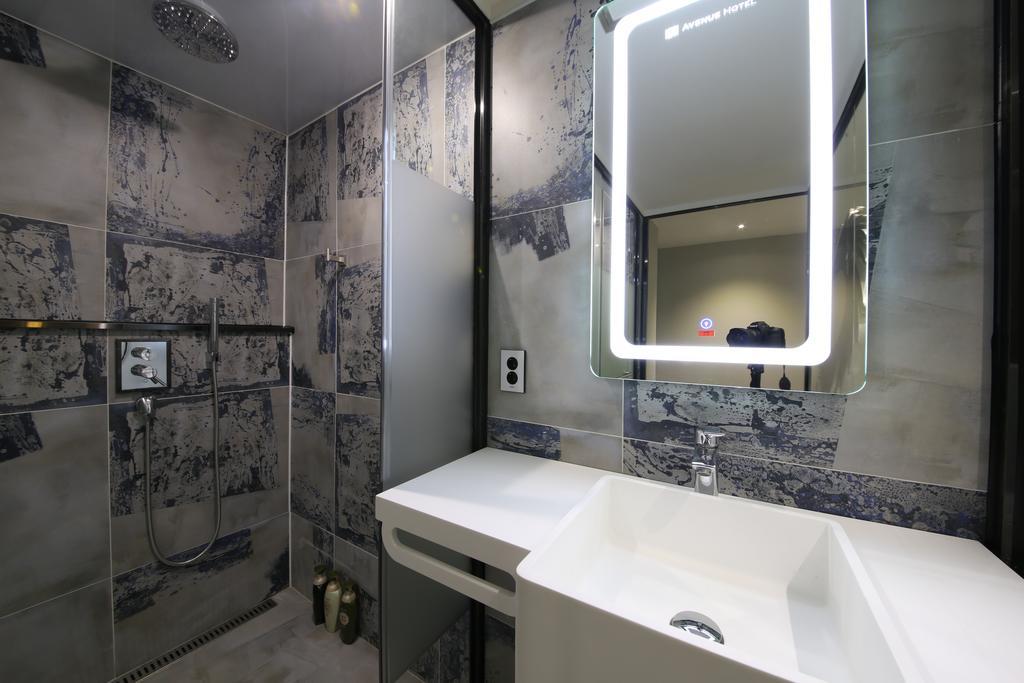 جيونجو Avenue Hotel المظهر الخارجي الصورة
