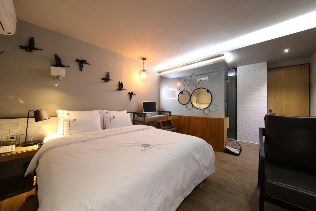 جيونجو Avenue Hotel المظهر الخارجي الصورة