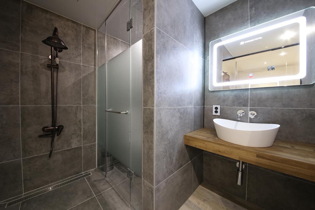 جيونجو Avenue Hotel المظهر الخارجي الصورة
