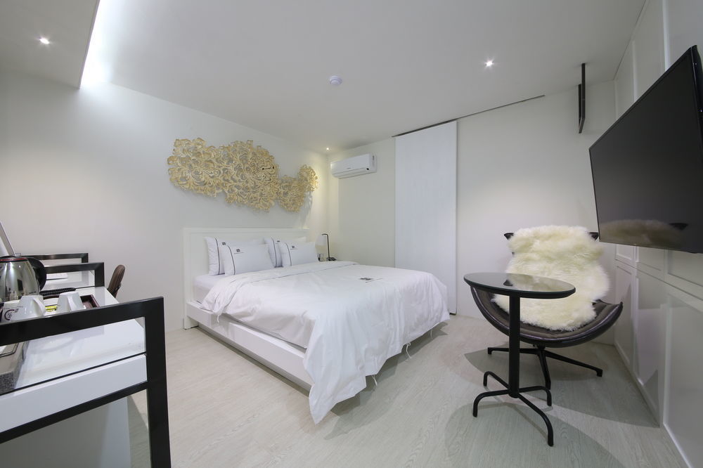 جيونجو Avenue Hotel المظهر الخارجي الصورة