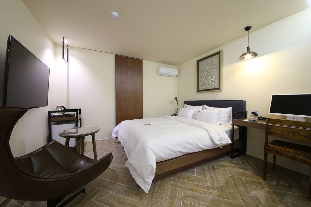 جيونجو Avenue Hotel المظهر الخارجي الصورة